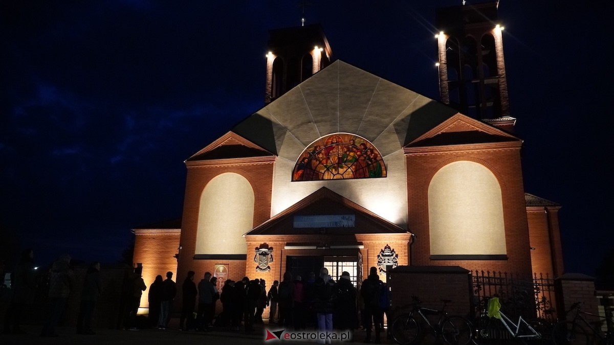 Noc, cisza i dziesiątki kilometrów. Ekstremalna Droga Krzyżowa wystartowała! [27.03.2026] - zdjęcie #22 - eOstroleka.pl