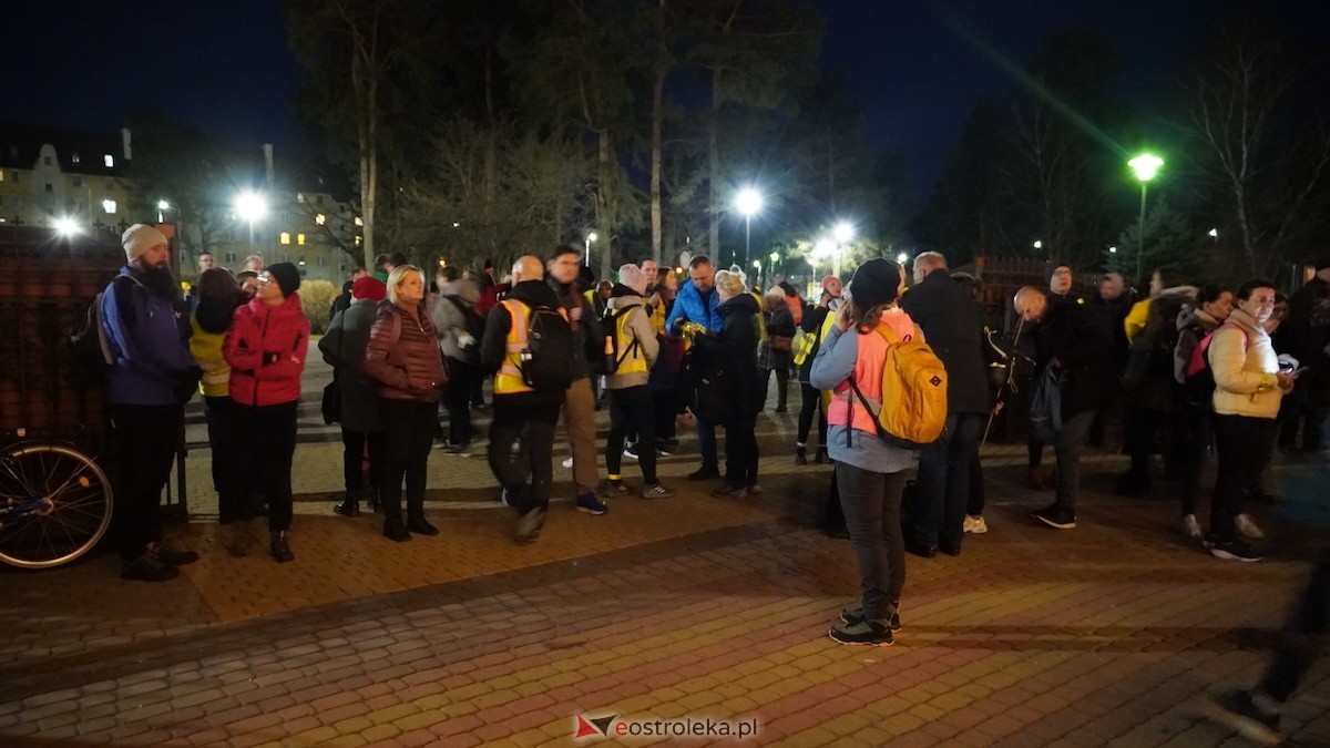 Noc, cisza i dziesiątki kilometrów. Ekstremalna Droga Krzyżowa wystartowała! [27.03.2026] - zdjęcie #15 - eOstroleka.pl