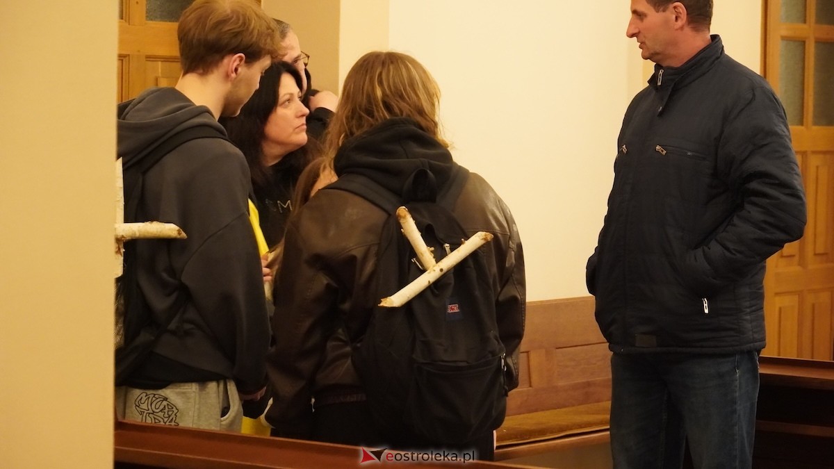 Noc, cisza i dziesiątki kilometrów. Ekstremalna Droga Krzyżowa wystartowała! [27.03.2026] - zdjęcie #9 - eOstroleka.pl