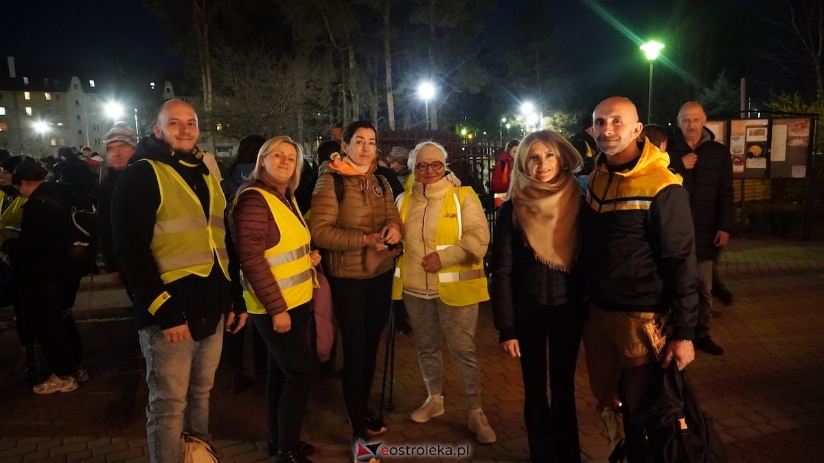 Noc, cisza i dziesiątki kilometrów. Ekstremalna Droga Krzyżowa wystartowała! [27.03.2026] - zdjęcie #8 - eOstroleka.pl
