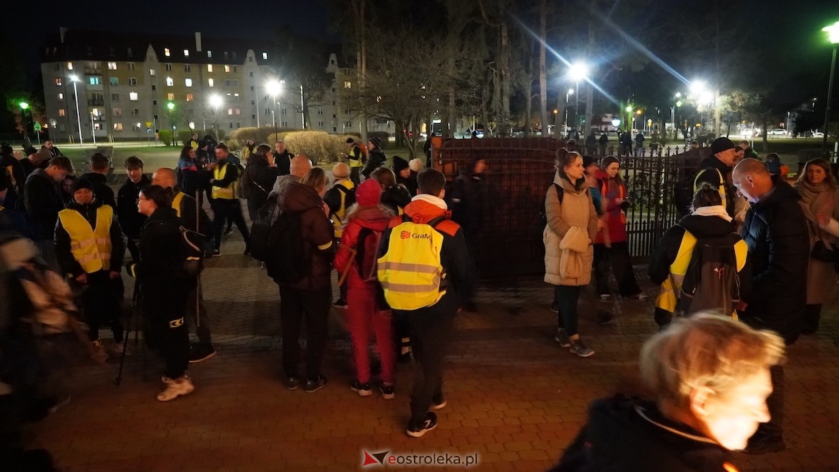 Noc, cisza i dziesiątki kilometrów. Ekstremalna Droga Krzyżowa wystartowała! [27.03.2026] - zdjęcie #6 - eOstroleka.pl