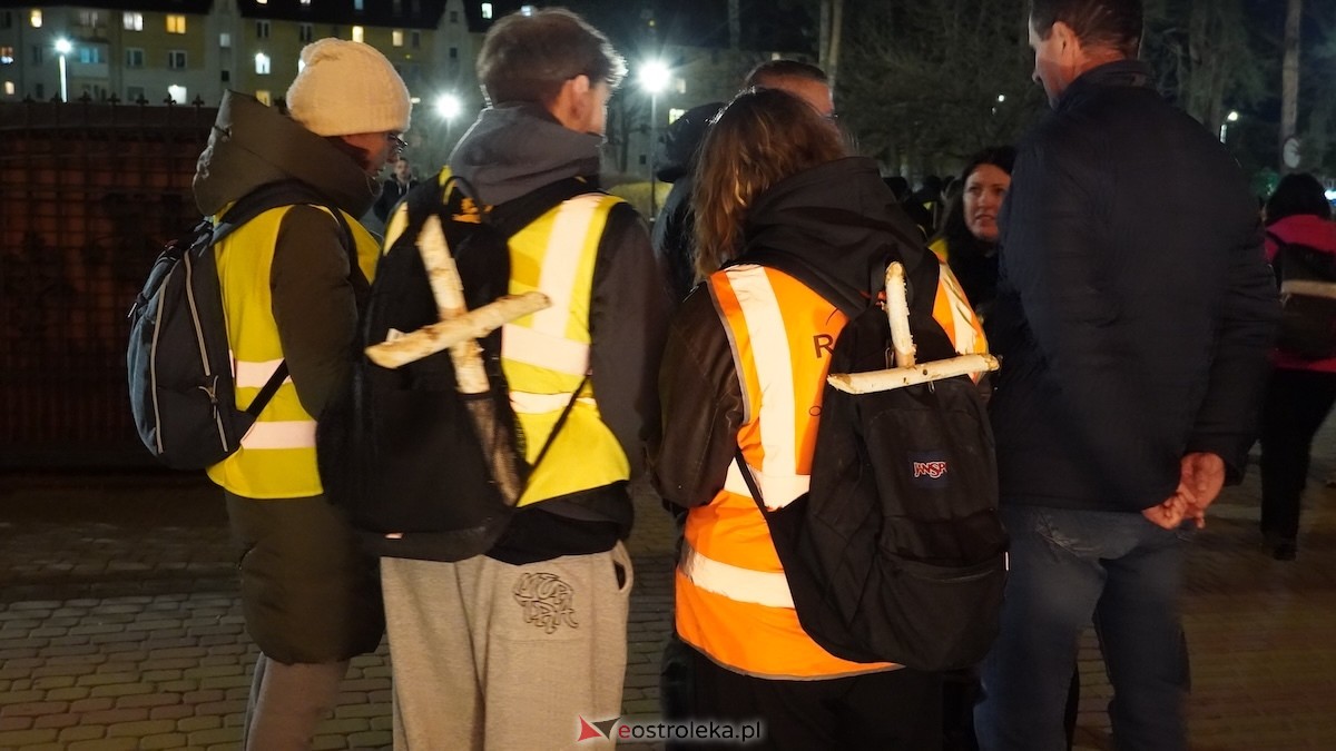 Noc, cisza i dziesiątki kilometrów. Ekstremalna Droga Krzyżowa wystartowała! [27.03.2026] - zdjęcie #3 - eOstroleka.pl