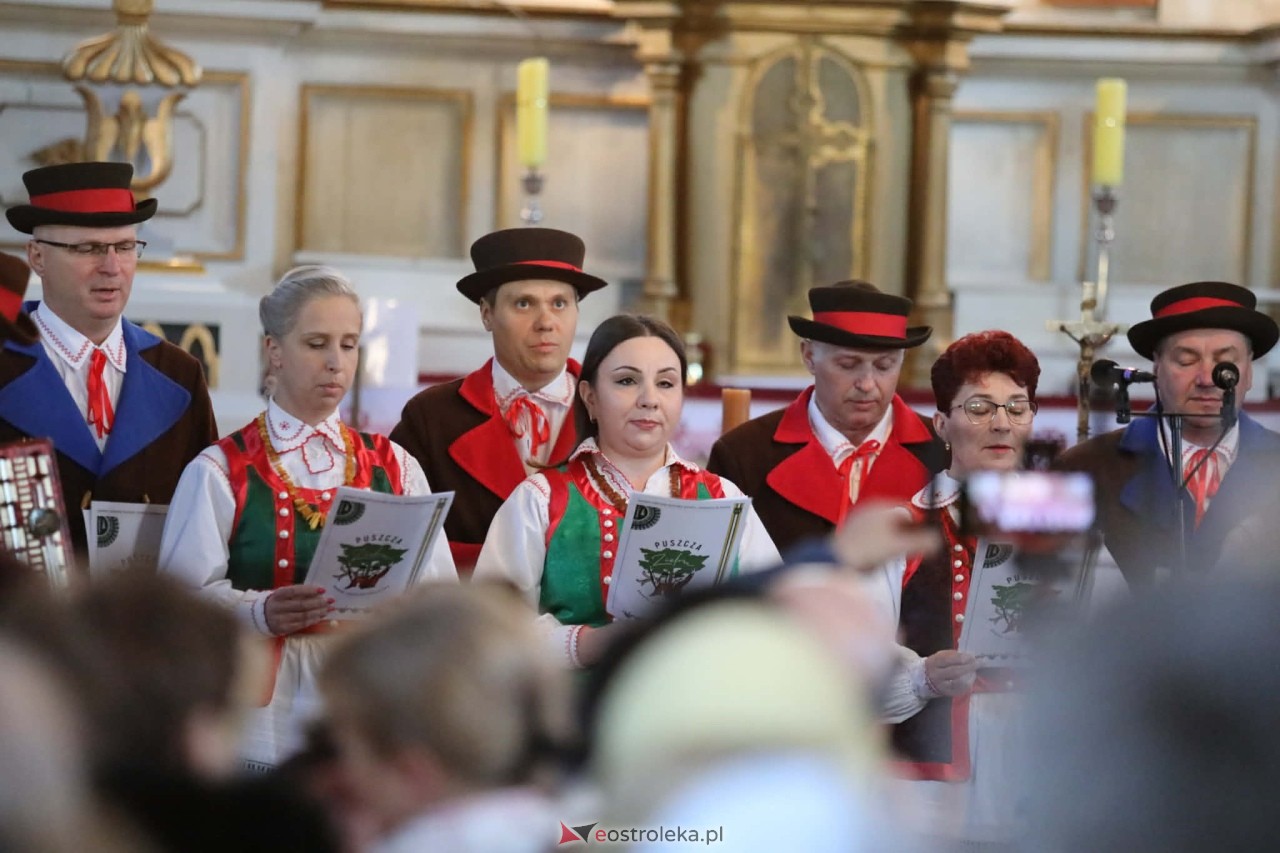 III regionalny przegląd pieśni sakralnej w Łysych [28.03.2026] - zdjęcie #57 - eOstroleka.pl