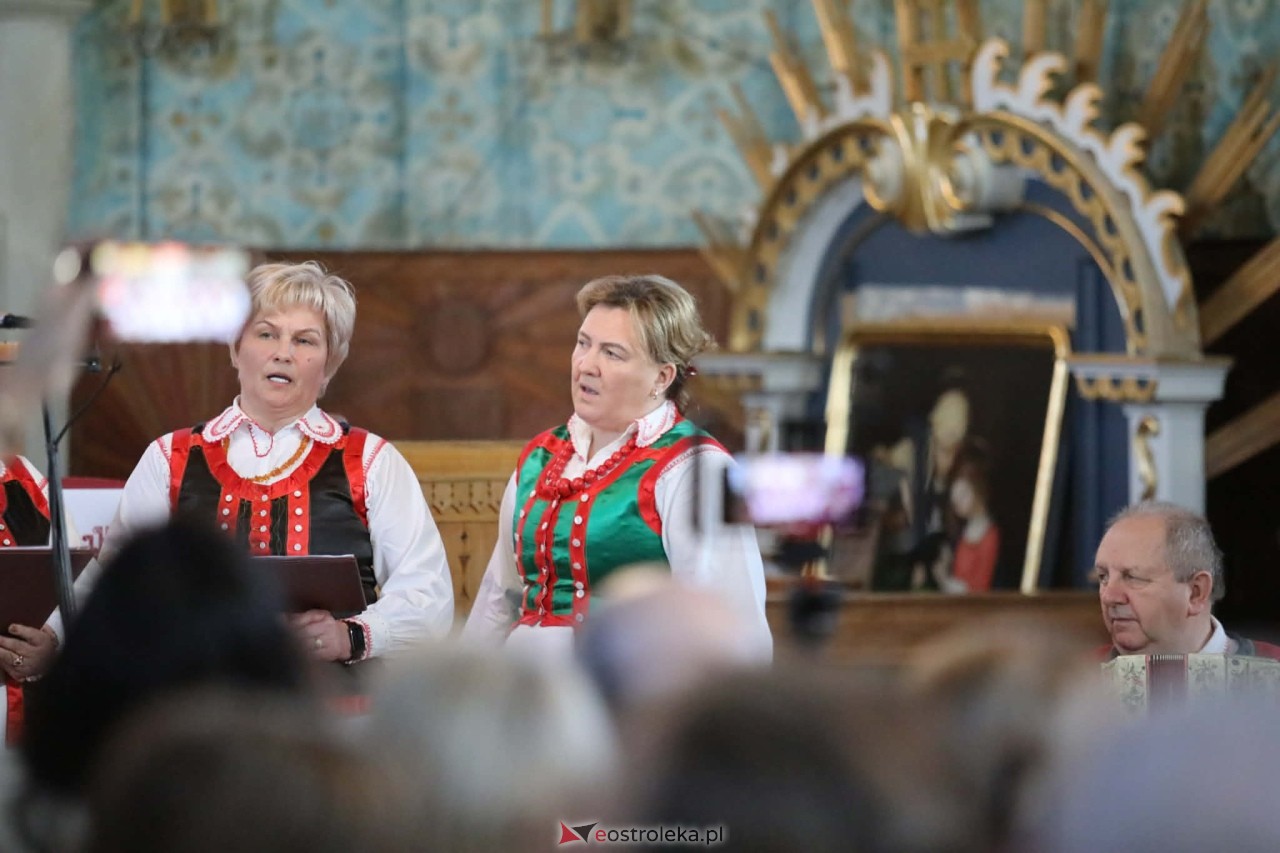 III regionalny przegląd pieśni sakralnej w Łysych [28.03.2026] - zdjęcie #36 - eOstroleka.pl
