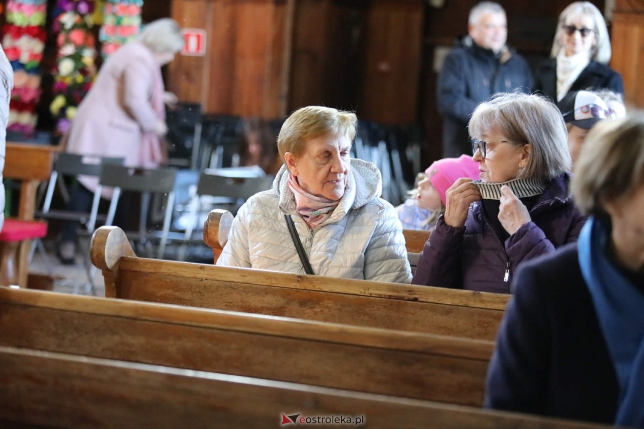 III regionalny przegląd pieśni sakralnej w Łysych [28.03.2026] - zdjęcie #26 - eOstroleka.pl