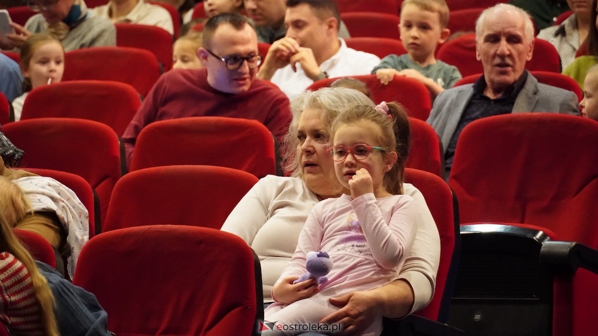 Spektakl O Słodkiej Królewnie i Pięknym Księciu w OCK [29.03.2026] - zdjęcie #54 - eOstroleka.pl