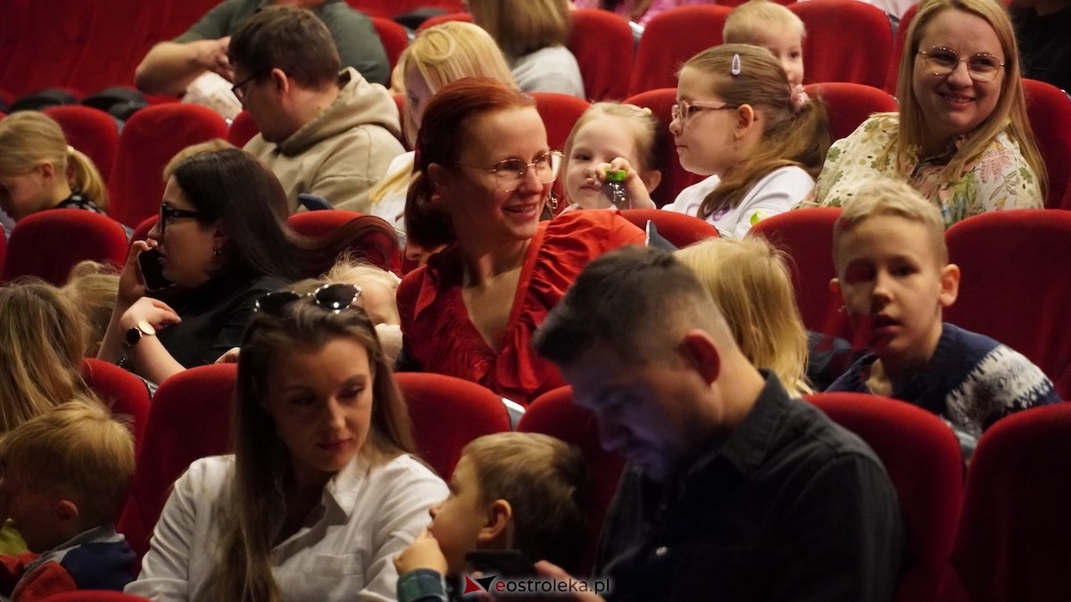 Spektakl O Słodkiej Królewnie i Pięknym Księciu w OCK [29.03.2026] - zdjęcie #49 - eOstroleka.pl