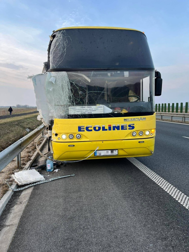 Wypadek w Gniazdowie na S-61 [29.03.2026] - zdjęcie #5 - eOstroleka.pl