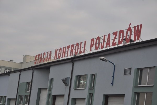 Warsztat i stacja diagnostyczna ostrołęckich Karetek zmodernizowane [23.XI.2011] - zdjęcie #9 - eOstroleka.pl