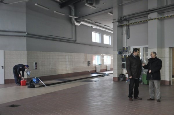 Warsztat i stacja diagnostyczna ostrołęckich Karetek zmodernizowane [23.XI.2011] - zdjęcie #34 - eOstroleka.pl