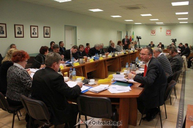 XVIII sesja Rady Miasta [24.11.2011] - zdjęcie #1 - eOstroleka.pl