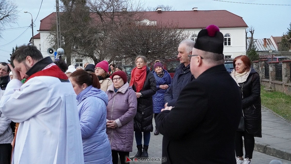 Droga Krzyżowa w kościele farnym [31.03.2026] - zdjęcie #77 - eOstroleka.pl
