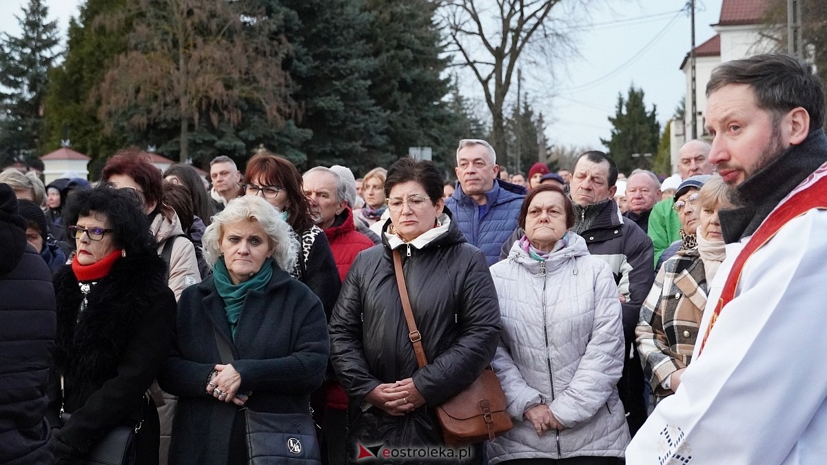 Droga Krzyżowa w kościele farnym [31.03.2026] - zdjęcie #76 - eOstroleka.pl