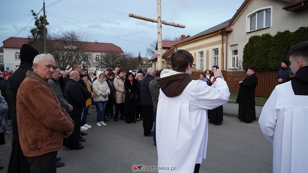 Droga Krzyżowa w kościele farnym [31.03.2026] - zdjęcie #69 - eOstroleka.pl