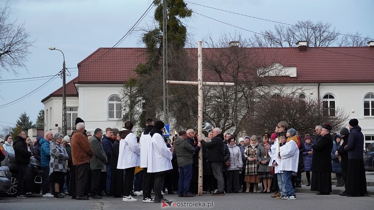 Droga Krzyżowa w kościele farnym [31.03.2026] - zdjęcie #66 - eOstroleka.pl