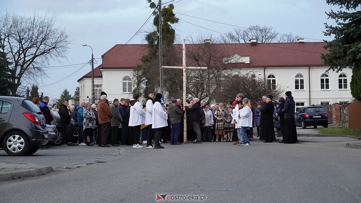 Droga Krzyżowa w kościele farnym [31.03.2026] - zdjęcie #65 - eOstroleka.pl