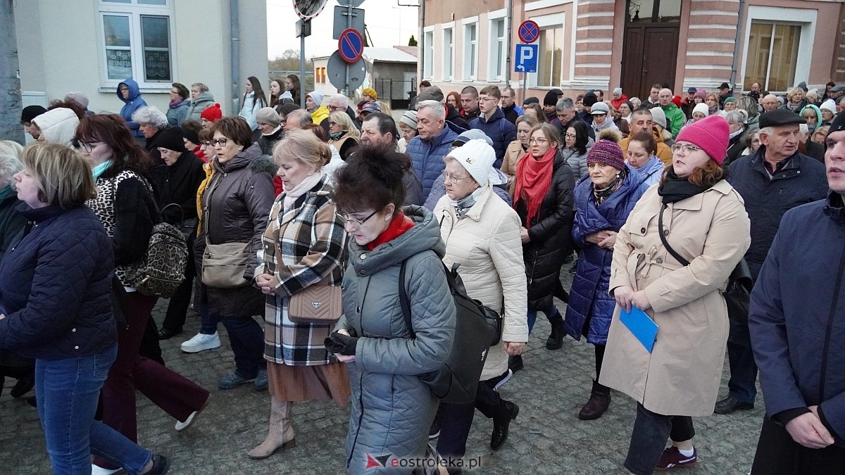 Droga Krzyżowa w kościele farnym [31.03.2026] - zdjęcie #31 - eOstroleka.pl