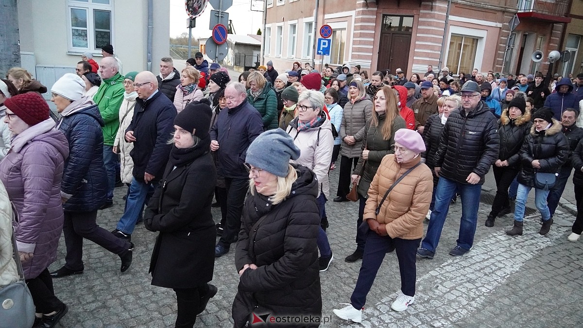 Droga Krzyżowa w kościele farnym [31.03.2026] - zdjęcie #21 - eOstroleka.pl