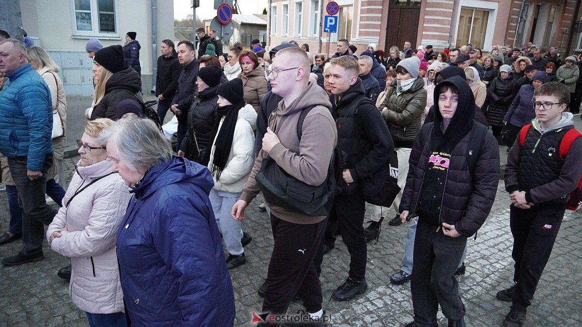 Droga Krzyżowa w kościele farnym [31.03.2026] - zdjęcie #8 - eOstroleka.pl