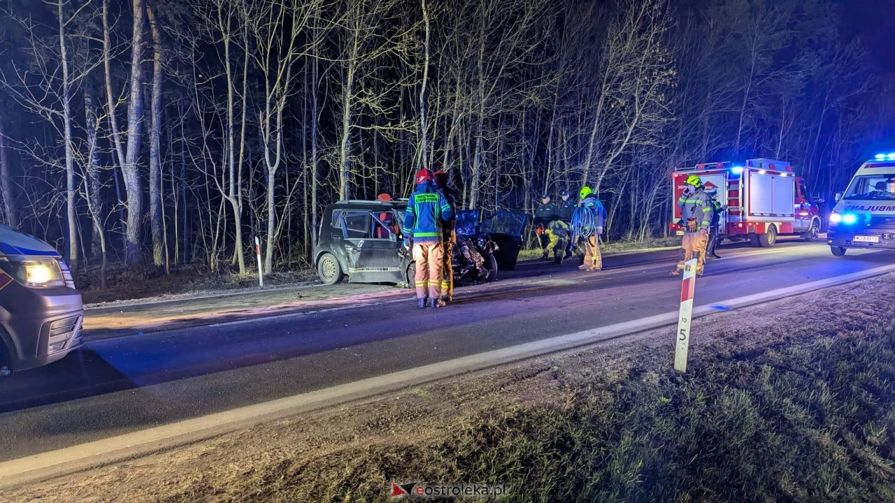 Wypadek w Zamościu pod Ostrołęką [01.04.2026] - zdjęcie #19 - eOstroleka.pl