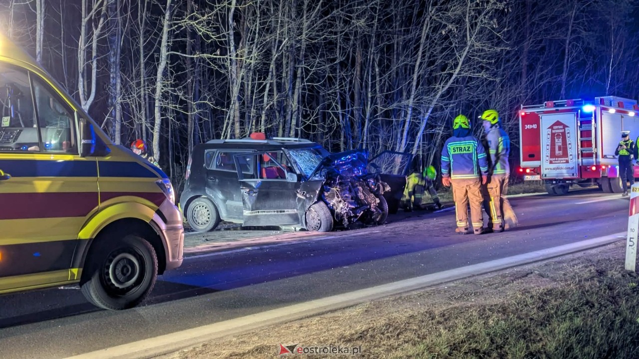 Wypadek w Zamościu pod Ostrołęką [01.04.2026] - zdjęcie #12 - eOstroleka.pl