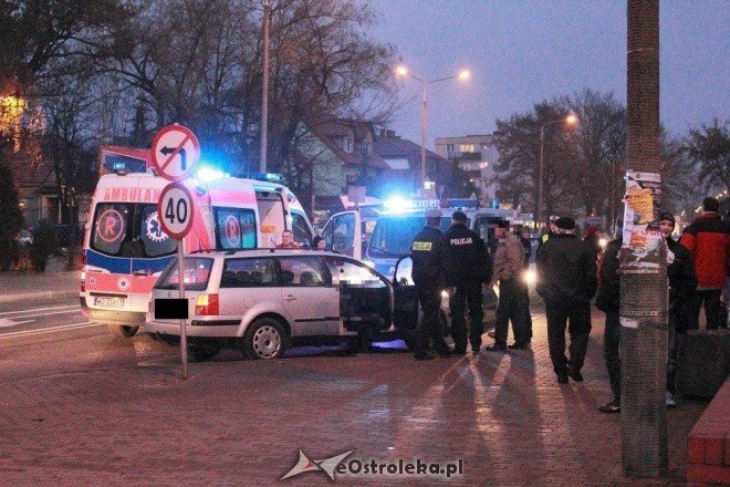 15-latek potrącony na przejściu dla pieszych [25.11.2011] - zdjęcie #6 - eOstroleka.pl