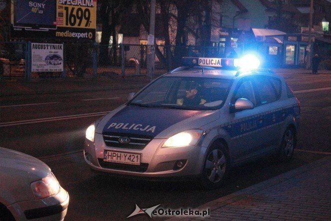 15-latek potrącony na przejściu dla pieszych [25.11.2011] - zdjęcie #12 - eOstroleka.pl