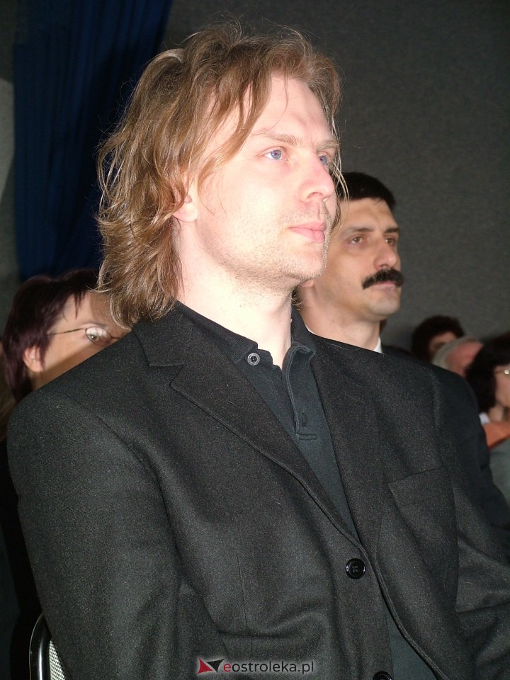 Odsłonięcie popiersia papieża Jana Pawła II w Ostrołęce - 2004 r. - zdjęcie #30 - eOstroleka.pl
