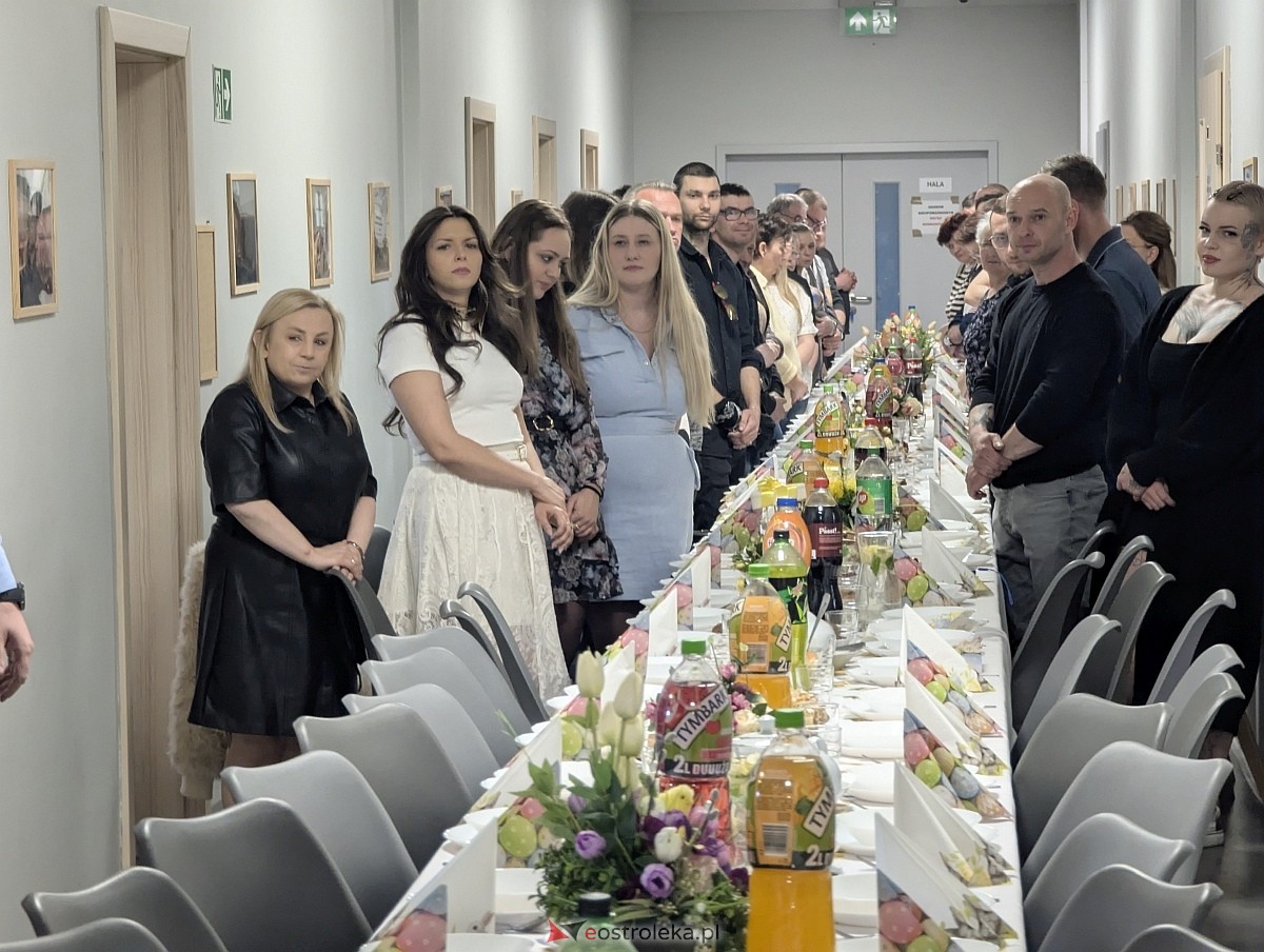 Wielkanocne spotkanie w Centrum Integracji Społecznej [02.04.2026] - zdjęcie #13 - eOstroleka.pl