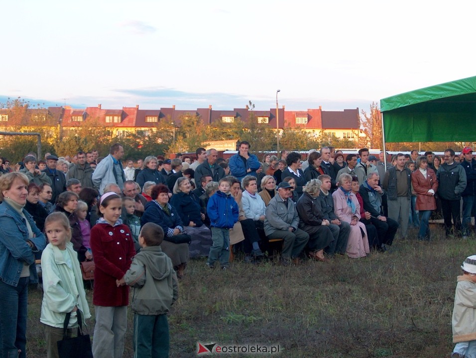 Dzień Papieski w Ostrołęce 2004 - zdjęcie #3 - eOstroleka.pl