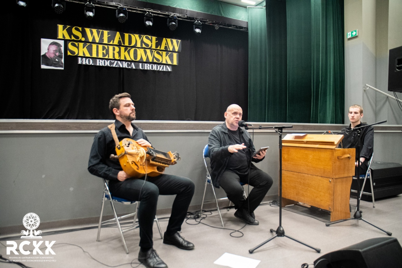 Koncert pieśni wielkopostnych w Myszyńcu[01.04.2026] - zdjęcie #15 - eOstroleka.pl