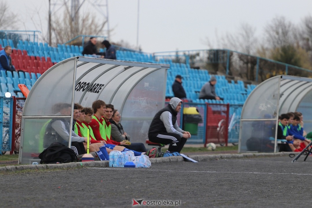 Narew Ostrołęka - Sokół Serock [3.04.2026] - zdjęcie #90 - eOstroleka.pl