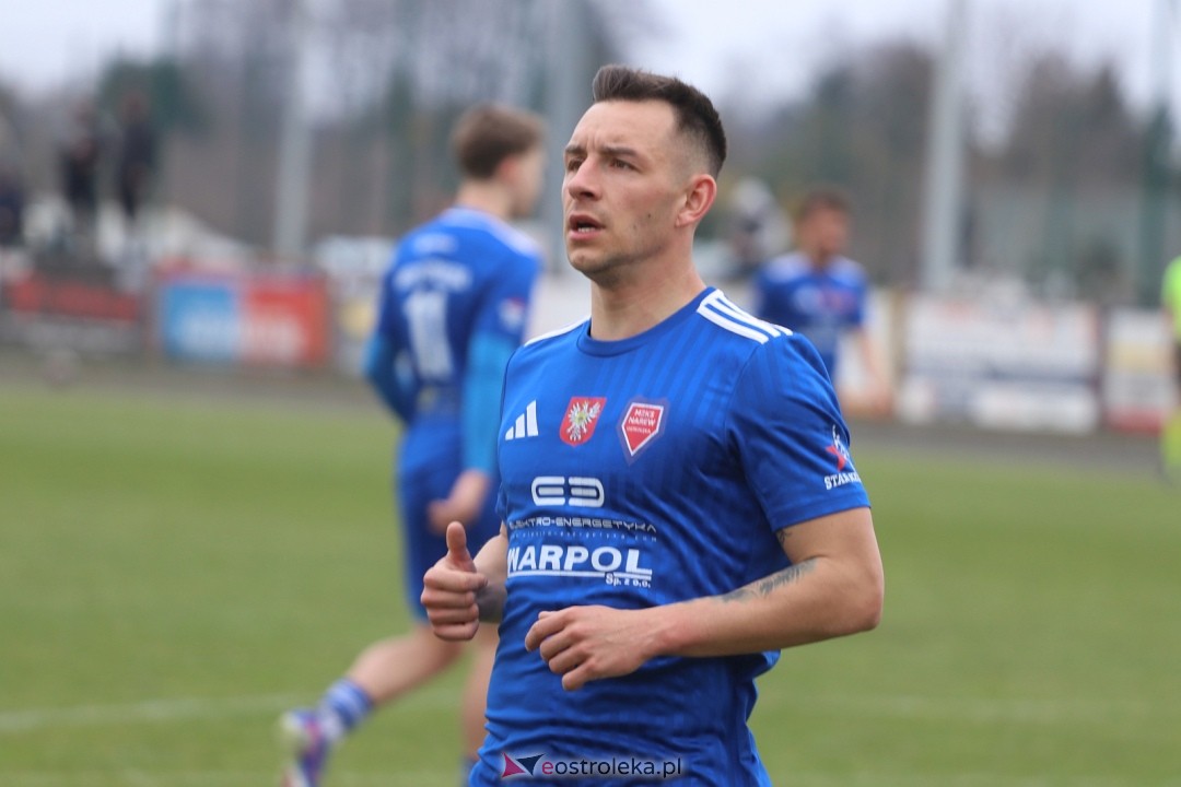 Narew Ostrołęka - Sokół Serock [3.04.2026] - zdjęcie #20 - eOstroleka.pl