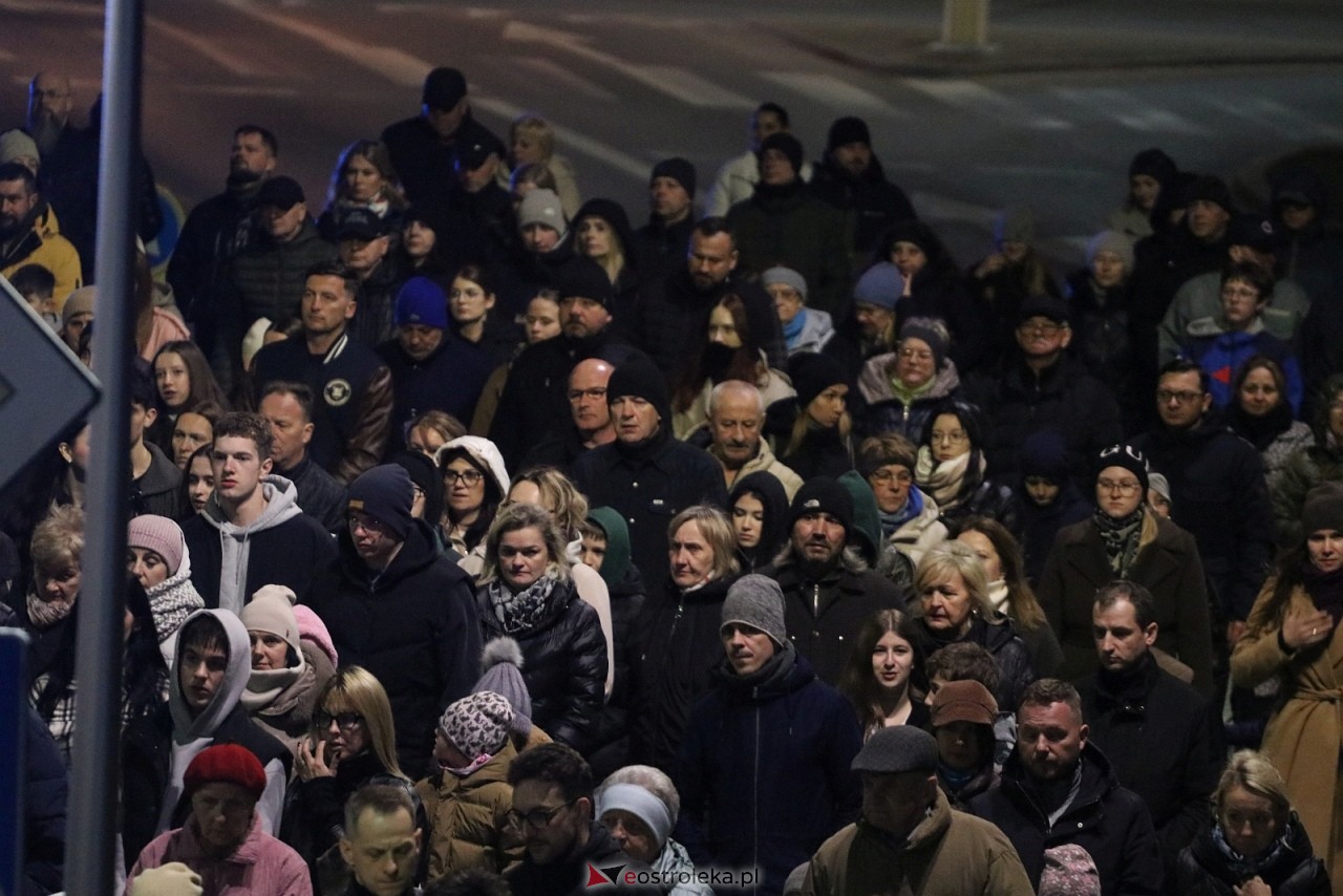 Droga krzyżowa parafii św. Franciszka w Ostrołęce [3.04.2026] - zdjęcie #53 - eOstroleka.pl