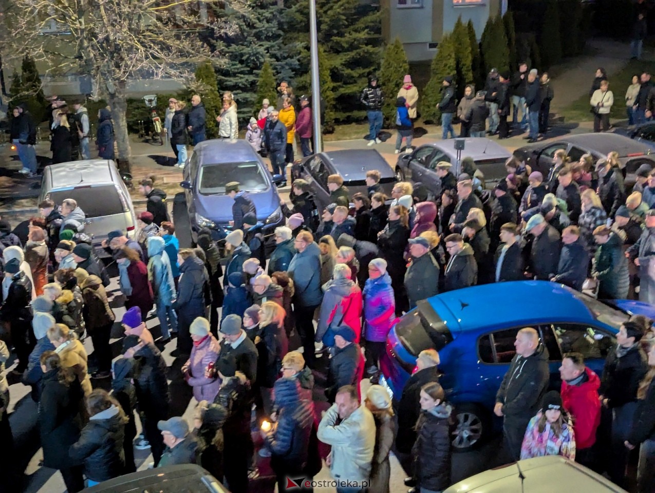 Droga krzyżowa parafii św. Franciszka w Ostrołęce [3.04.2026] - zdjęcie #13 - eOstroleka.pl