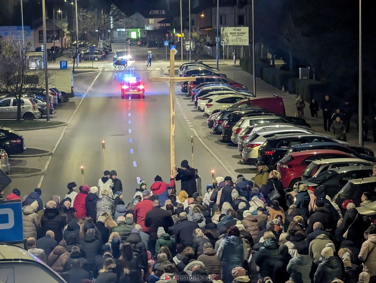 Droga krzyżowa parafii św. Franciszka w Ostrołęce [3.04.2026] - zdjęcie #9 - eOstroleka.pl
