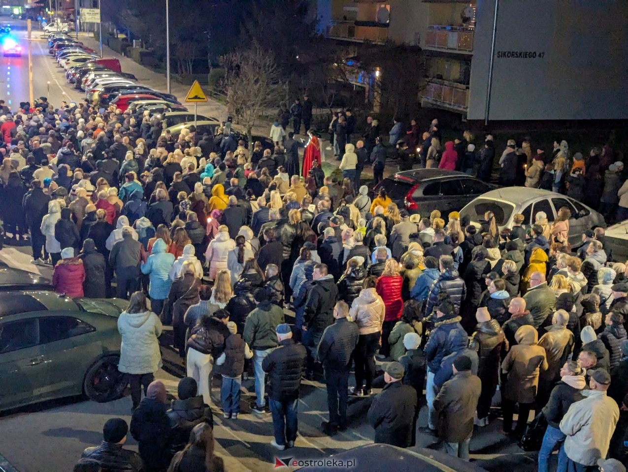 Droga krzyżowa parafii św. Franciszka w Ostrołęce [3.04.2026] - zdjęcie #7 - eOstroleka.pl