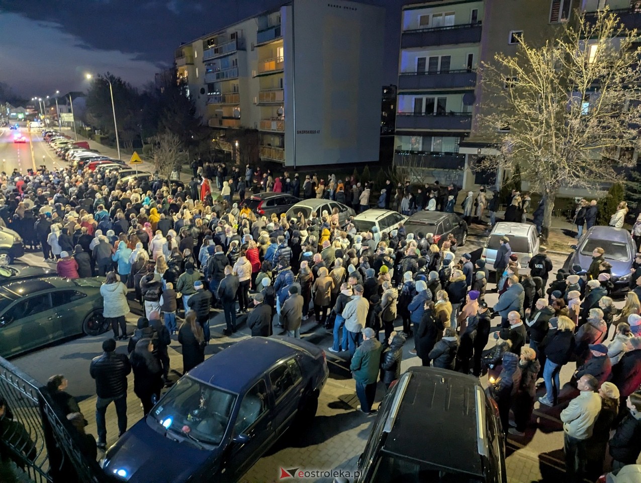 Droga krzyżowa parafii św. Franciszka w Ostrołęce [3.04.2026] - zdjęcie #6 - eOstroleka.pl