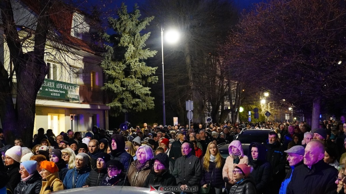 Droga Krzyżowa w Klasztorze [03.04.2026] - zdjęcie #7 - eOstroleka.pl