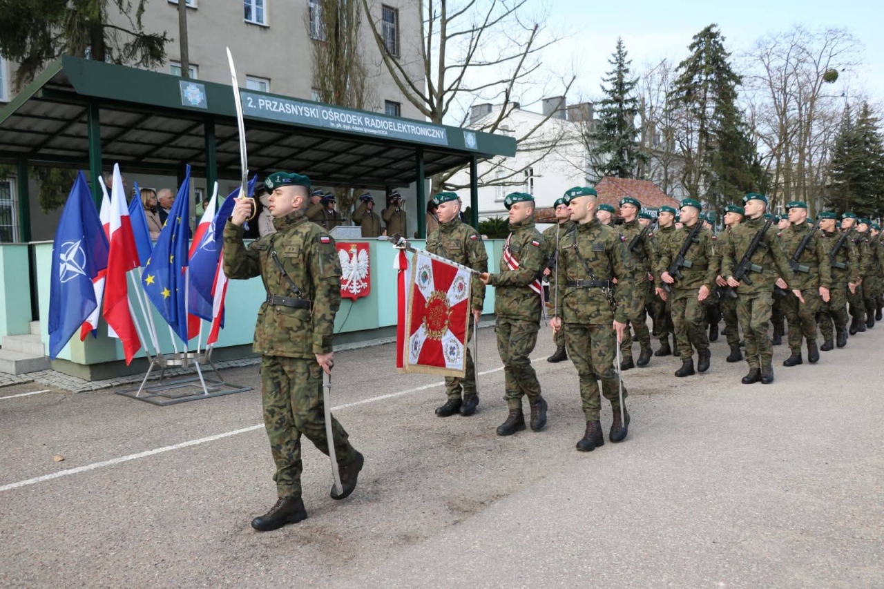 Przysięga wojskowa w Przasnyszu - fot. 2 ORel [28.03.2026] - zdjęcie #2 - eOstroleka.pl
