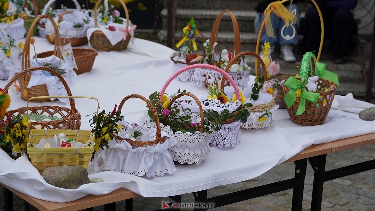 Święcenie pokarmów w ostrołęckich parafiach [04.04.2026] - zdjęcie #90 - eOstroleka.pl