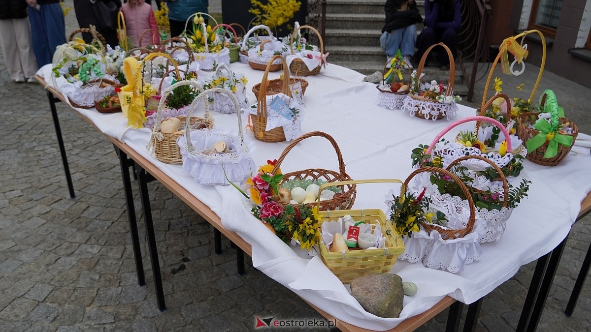 Święcenie pokarmów w ostrołęckich parafiach [04.04.2026] - zdjęcie #84 - eOstroleka.pl