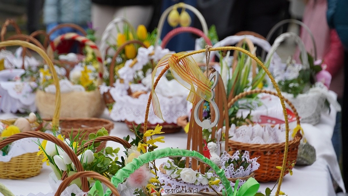 Święcenie pokarmów w ostrołęckich parafiach [04.04.2026] - zdjęcie #82 - eOstroleka.pl