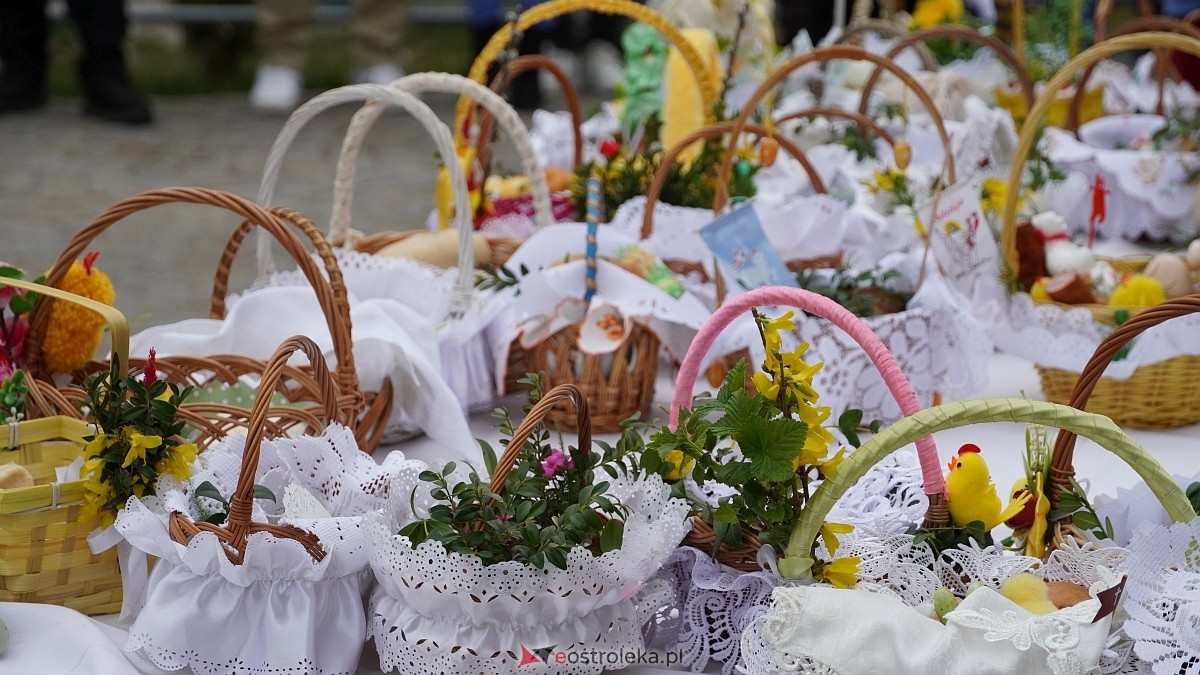 Święcenie pokarmów w ostrołęckich parafiach [04.04.2026] - zdjęcie #81 - eOstroleka.pl