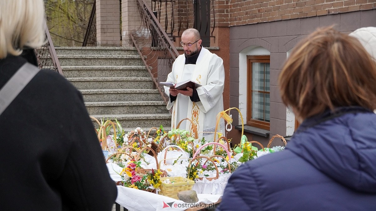 Święcenie pokarmów w ostrołęckich parafiach [04.04.2026] - zdjęcie #71 - eOstroleka.pl