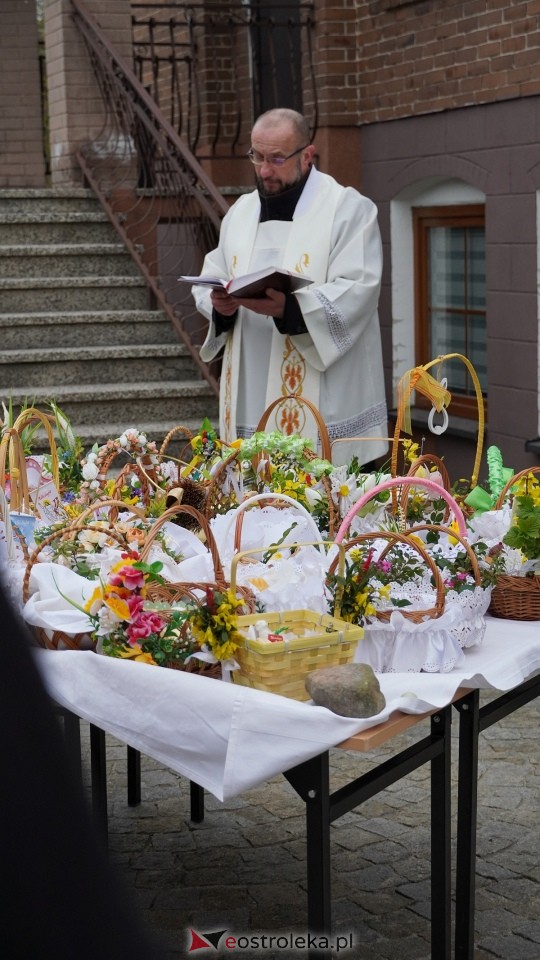 Święcenie pokarmów w ostrołęckich parafiach [04.04.2026] - zdjęcie #70 - eOstroleka.pl