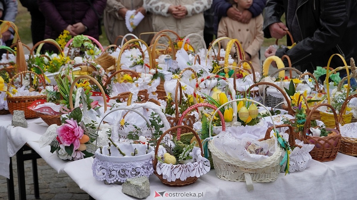 Święcenie pokarmów w ostrołęckich parafiach [04.04.2026] - zdjęcie #62 - eOstroleka.pl