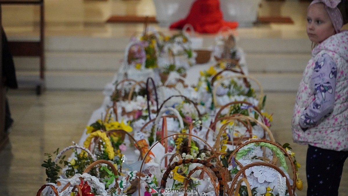 Święcenie pokarmów w ostrołęckich parafiach [04.04.2026] - zdjęcie #20 - eOstroleka.pl