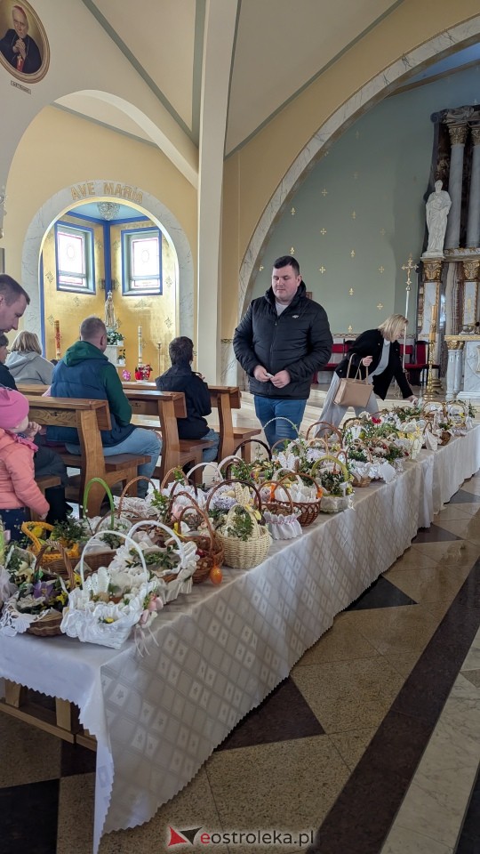 Święcenie pokarmów w ostrołęckich parafiach [04.04.2026] - zdjęcie #94 - eOstroleka.pl