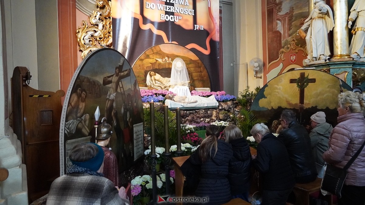 Groby Pańskie w ostrołęckich parafiach [04.04.2026] - zdjęcie #33 - eOstroleka.pl